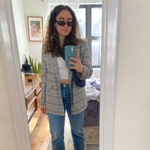 Meet your Posher, Dani